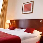 Hotel Grand 3*