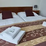 Grand