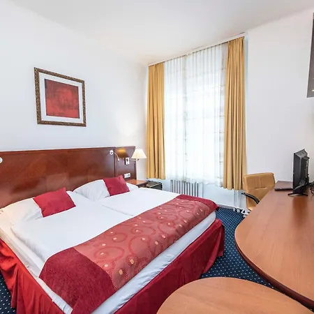 Hotel Grand