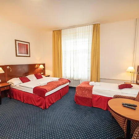 Hotel Grand 3*
